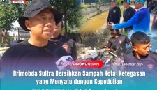 Dansat Brimob Polda Sulawesi Tenggara, Kombes Pol Dr. Sugianto Marweki, S.I.K., M.Si., terjun langsung ikut membersihkan ke lokasi aliran sungai dikali kelurahan Kambu, Andunoho, Kota Kendari, Jum'at (05/12/2025).